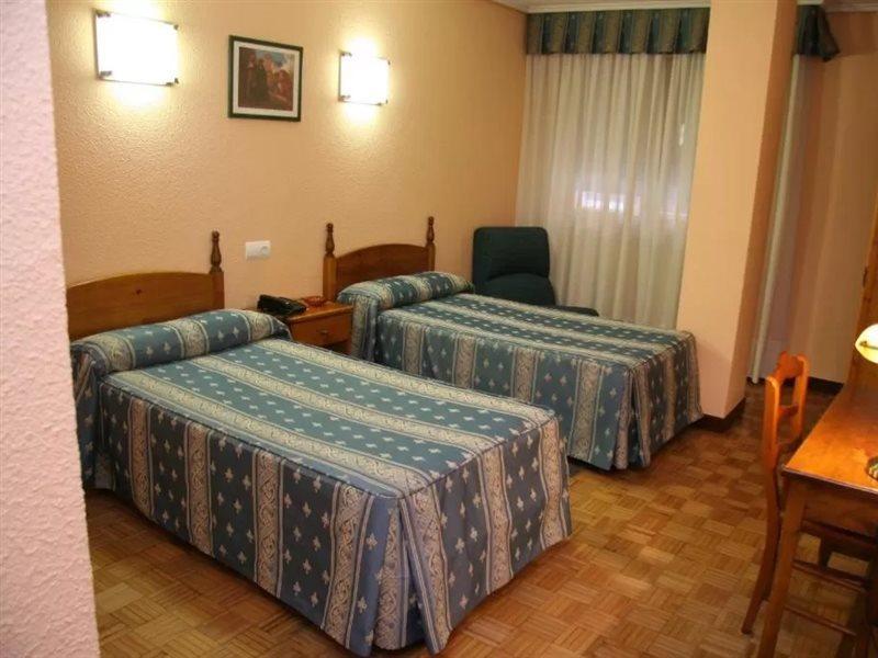 Hotel San Glorio Сантандер Экстерьер фото